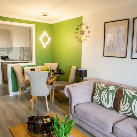 The Marine - Balcony - Beach View - Coorie Doon Stays Ayr Exteriér fotografie