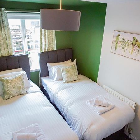 The Marine - Balcony - Beach View - Coorie Doon Stays Ayr Exteriér fotografie