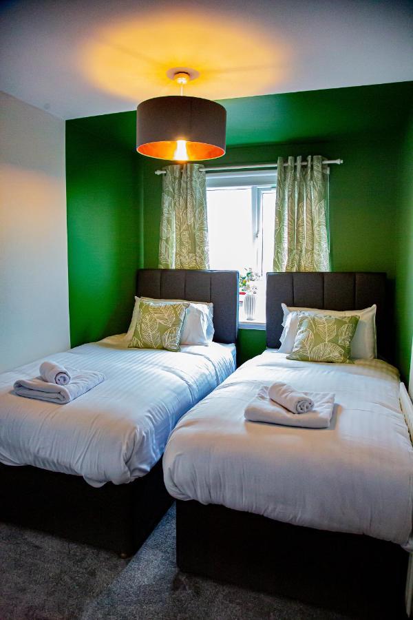 The Marine - Balcony - Beach View - Coorie Doon Stays Ayr Exteriér fotografie